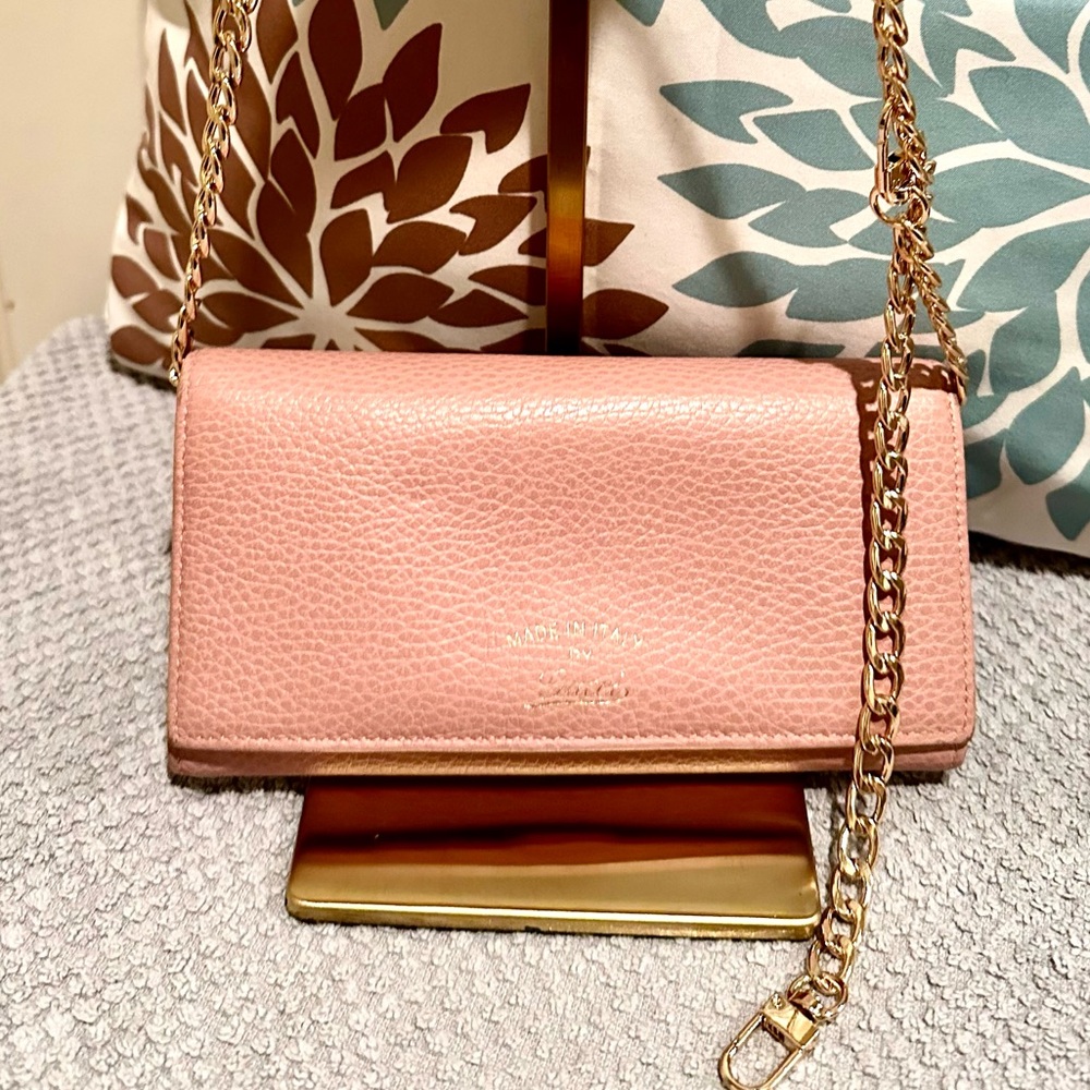 Gucci Leather pink trifold wallet